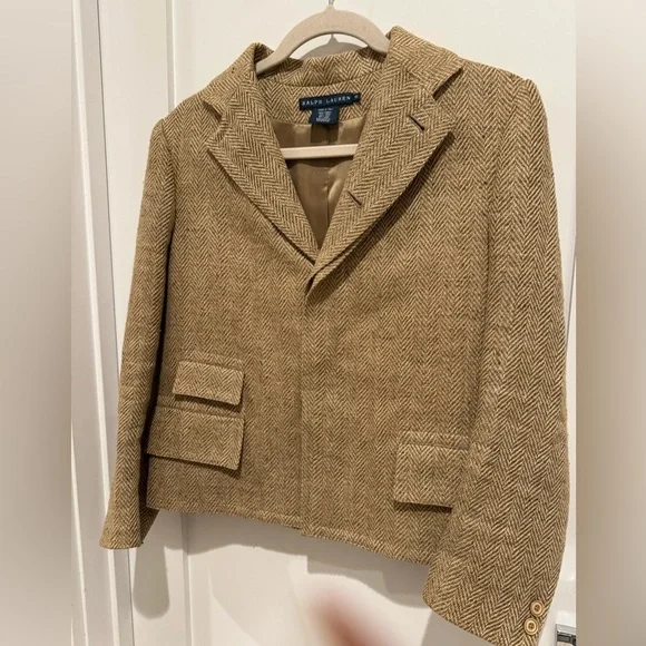 Vintage Ralph Lauren Tan Herringbone Jacket
Size 10 old money preppy Italian - Picture 4 of 11